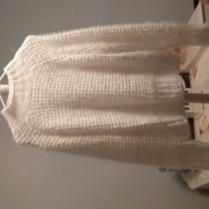 Sweater, Beautiful Fluffy White.